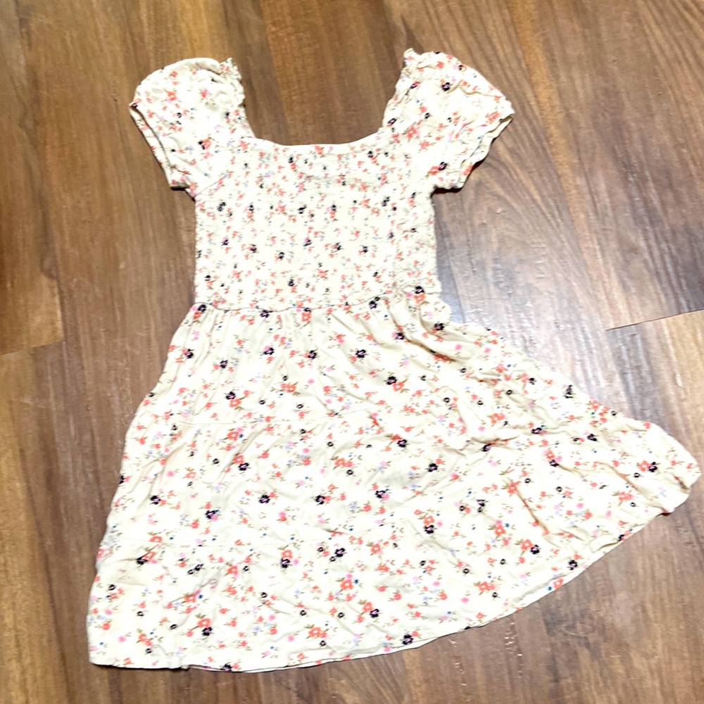 Dress with flowers